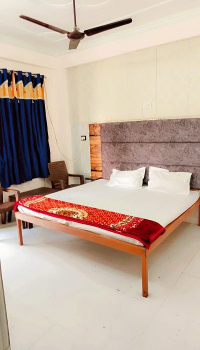 WhatsApp Image 2025-11-25 at 4.14.31 PM (1)